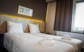 Hotel Les 100 Ciels  2*
